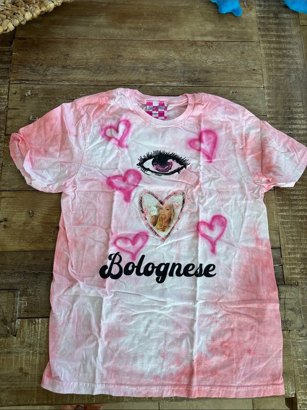 Trisha’s Bolognese Merch -Tee NIP